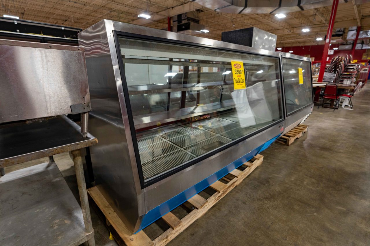 Used Display Case Lit Restaurant Supply