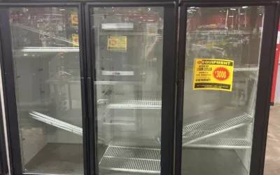True 3-Door Merchandising Refrigerator